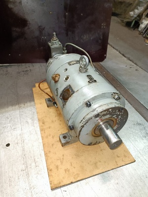 Насос НАД1-74М-90/32 (32 МПа, 122 л/мин), аксиально-поршневой