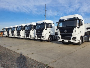 тягач Sany 4х2 495