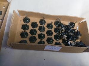 Тиристоры. Оптроны. Симисторы. Диоды. Стабилитроны. Динисторы. Варикап