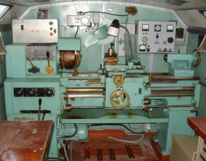 Токарный станок ит-1м