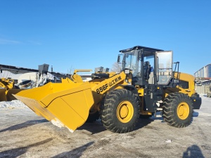 Фронтальный погрузчик SEM 656F