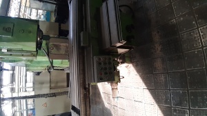 Вертикально-фрезерный консольный станок ГФ-1813