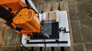 Присадочный станок под петли Blum Minipress P