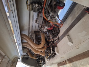 Кромкооблицовочный станок