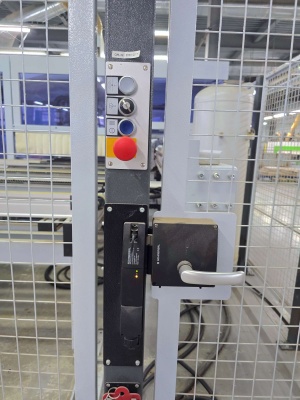 Сверлильно-присадочный центр с ЧПУ Weeke BHX 500