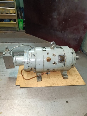 Насос НАД1-74М-90/32 (32 МПа, 122 л/мин), аксиально-поршневой