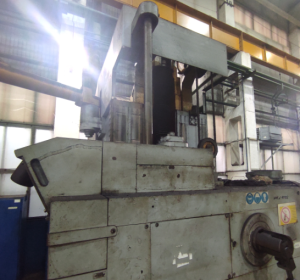 Горизонтально-расточной станок ГРС 2А622-1