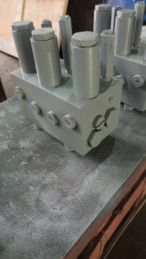 Распределители Золотниковые 1-2-63, 2-2-63, 2-2-16