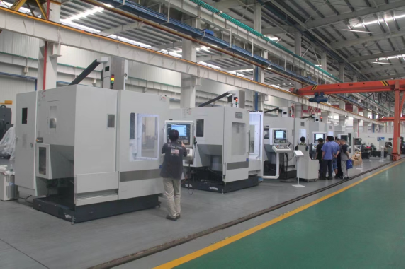 5-оси пятиосевой обрабатывающий центр с чпу по металлу DU650