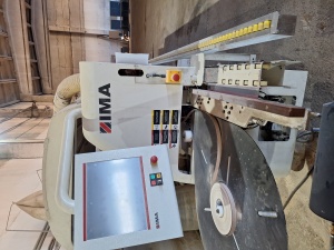 Кромкооблицовочный станок