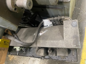 Безцентро-шлифовальный станок 3Ш182