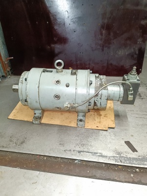 Насос НАД1-74М-90/32 (32 МПа, 122 л/мин), аксиально-поршневой