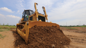 Бульдозер SEM 822D