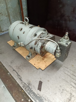 Насос НАД1-74М-90/32 (32 МПа, 122 л/мин), аксиально-поршневой