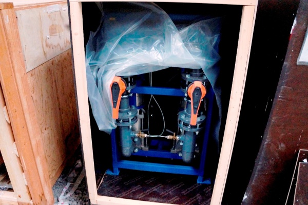 насосную станцию Lowara (Италия). Модель насосов 46SV02/2AN055T