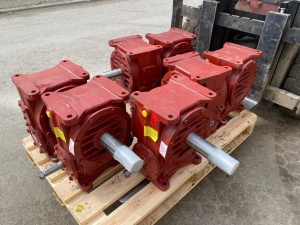 Редуктор червячный Ч-125-25 и Ч-125-63 с «котельным валом» для топок ТШПМ