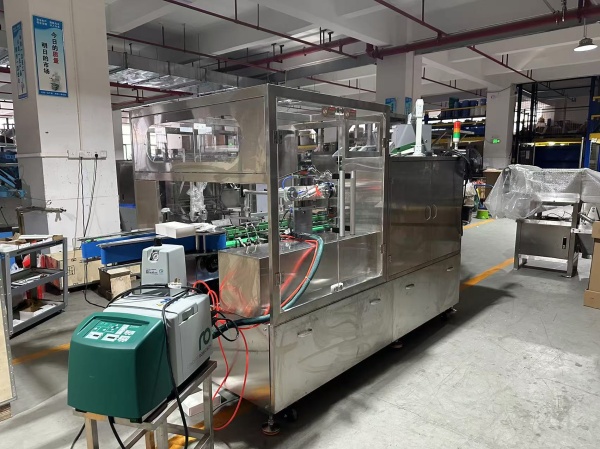 Картонатор китайского производства FOSHAN UMEO PACKING MACHINERY CO., LTD