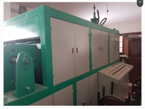 Термоформовочная машина с пресс формой и воздушной компрессором 22 кВт