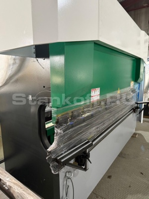 Гидравлический листогибочный пресс TS-P 125/3200