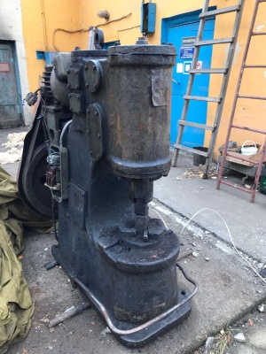 Молот ковочный М4127