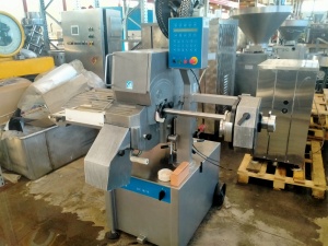 Клипсатор двухскрепочный Alpina DC 18/15