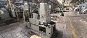 Зубофрезный станок 5К32П