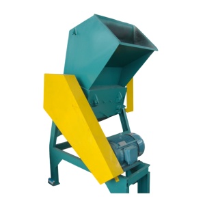 Линия для переработки пластиковых бутылок во флекс PET300