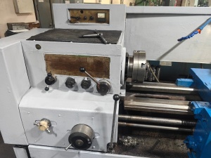 Токарно-винторезный станок 1К62Д