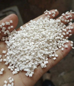 Белая гранула полипропилена вторичная