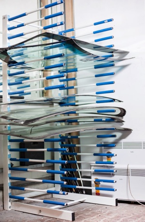 Стеллажи консольные для автостекол, бамперов и интерьера автомобиля