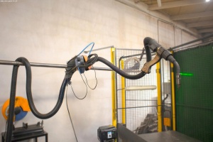 Роботизированная сварочная станция KAWASAKI RA006L