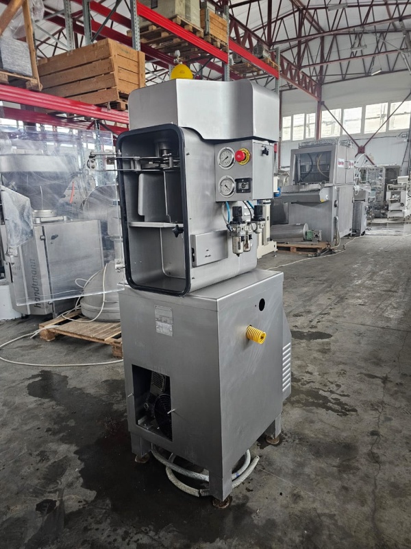 Клипсатор автомат вакуумный Helvac H18