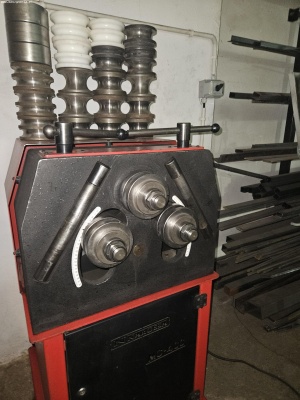 Трехвалковый гибочный станок NARGESA MC 400