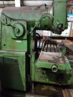 Вертикально-фрезерный станок 6С12 (6Р12)