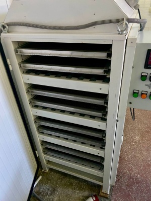 Электрошкаф для сушки продуктов инфракрасный «Омегадрайв СД-4»