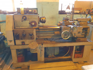 Токарный станок УТ16ПМ
