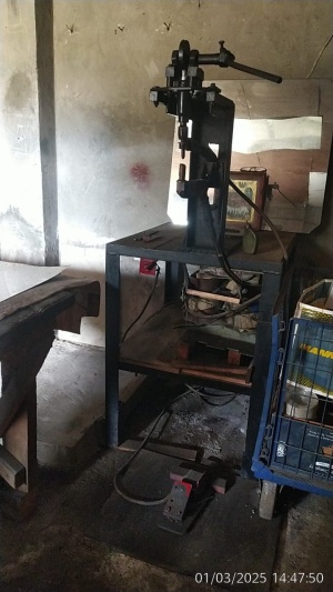 Станки инструмент для изготовления жестянных изделий