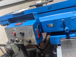 Универсальный консольно-фрезерный горизонтальный станок 6Т83-1