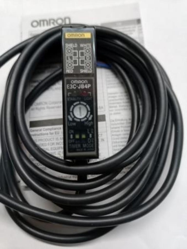 E3C-JB4P Omron - Усилитель для E3C датчика