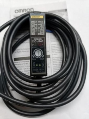 E3C-JB4P Omron - Усилитель для E3C датчика