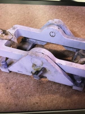 Бабка с горизонтальной линией центров для микроскопа имцл 150