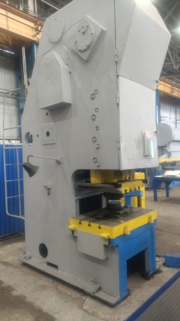 Пресс кривошипный КВ2132