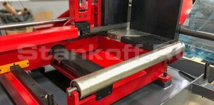 Полуавтоматический ленточнопильный станок KMT 400 KDG