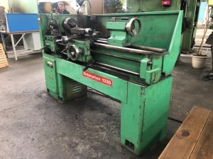 Токарно-винторезный станок Enterprise-1330