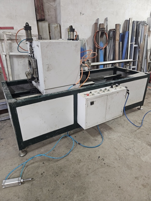 Отрезное для трубы пнд