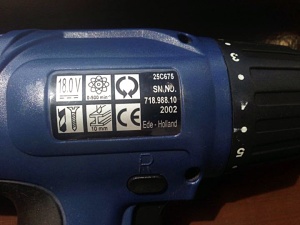 Аккумуляторная дрель-отвертка Agoiama 25C675