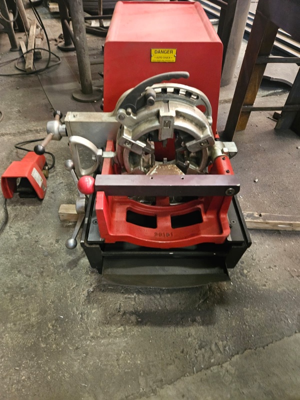 Резьбонарезной станок Rothenberger 4000