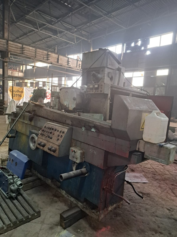 Плоскошлифовальный станок 3Л722А