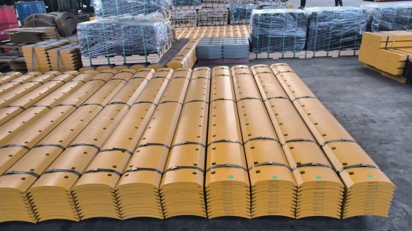 Профильные ножи отвалов автогрейдеров