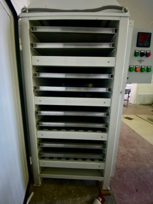 Электрошкаф для сушки продуктов инфракрасный «Омегадрайв СД-4»